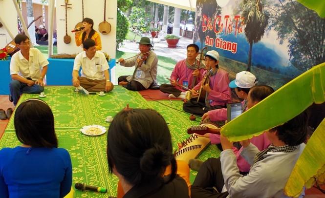 Festival Đờn ca tài tử: Không gian dân dã, ngẫu hứng, lãng mạn - ảnh 11